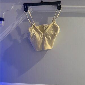 ALO Yoga Cream Crop Top